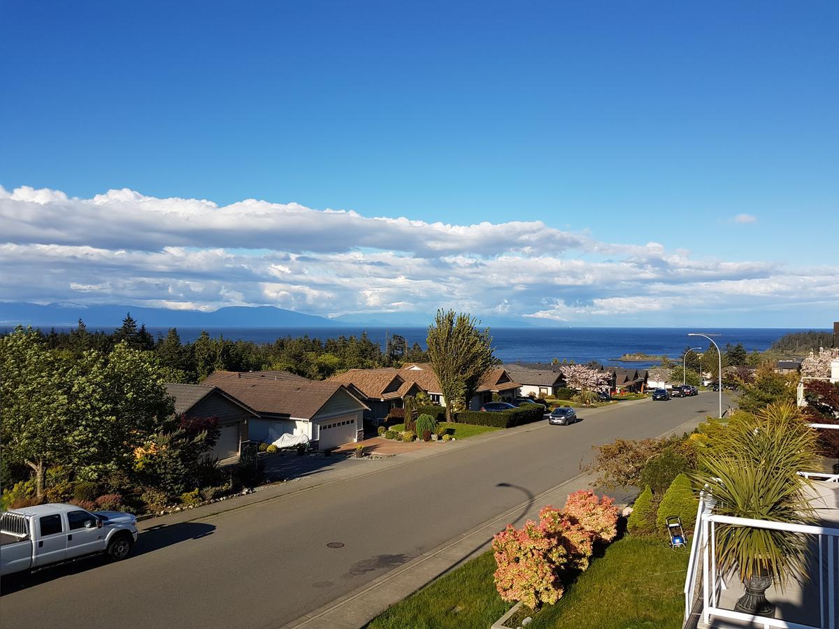 Gulfview Drive Ocean View B&B Нанаймо Экстерьер фото